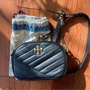 Tory Burch Kira chevron small camera bag black leather
